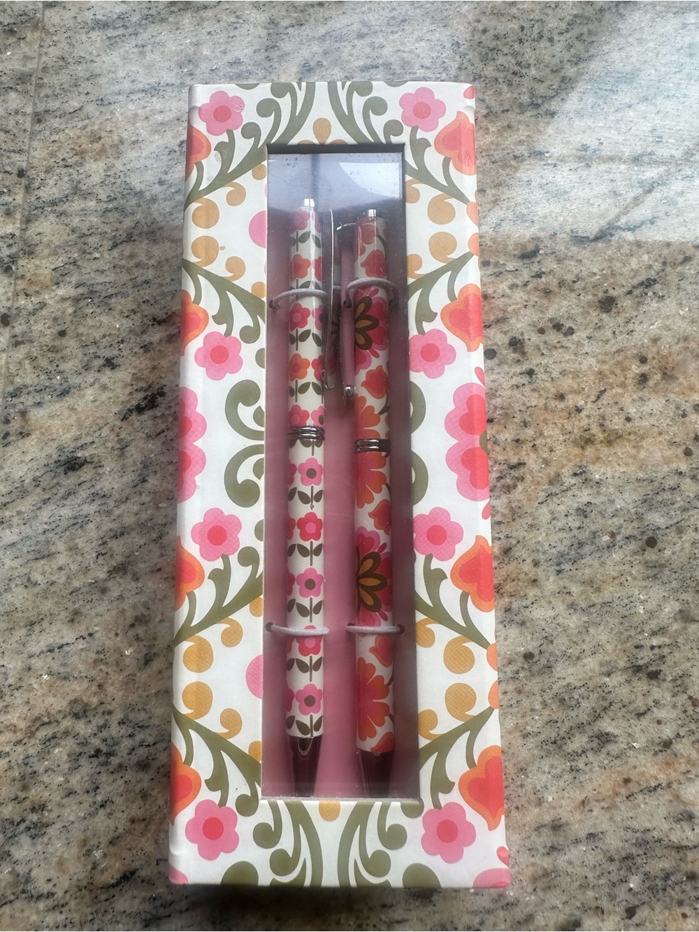 NIB Vera Bradley Pen & Pencil Set - Folkloric